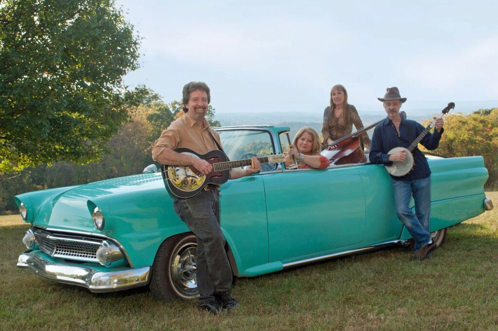 Andrew McKnight & Au-delà des frontières